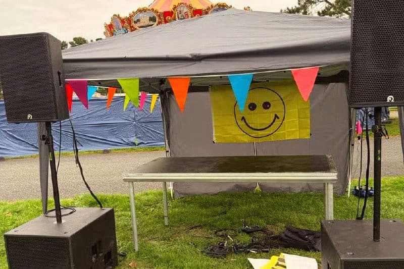 Cornwalls Fyre Festival ließ seine DJs ohne Gage zurück und einen Anbieter mit 7.000 Pfund Miesen. Die Veranstalter sind verschwunden.