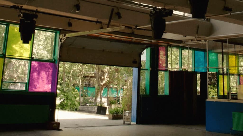 TILLATEC, en el antiguo edificio de De School, cierra tras apenas dos años