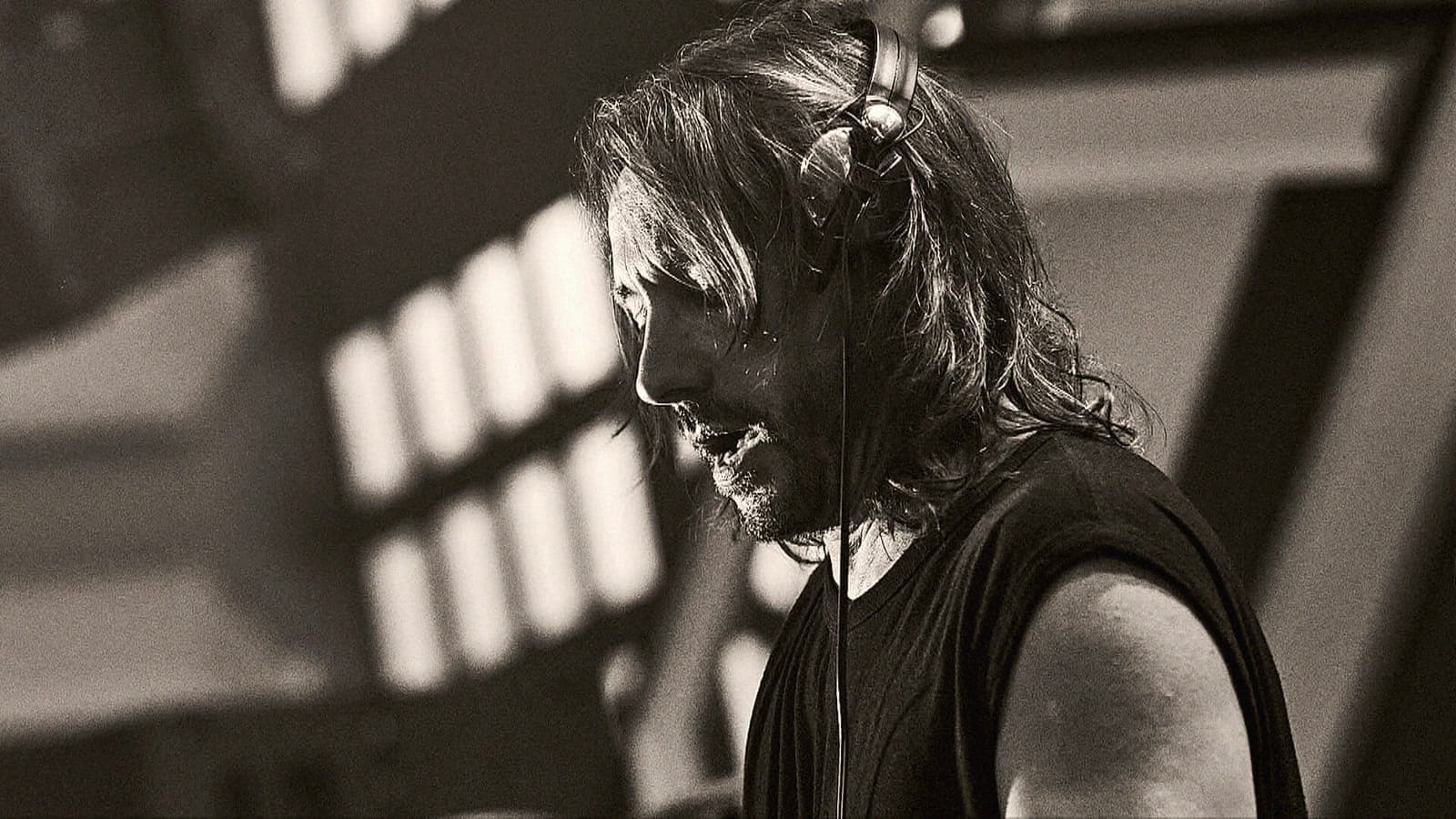 Bob Sinclar Says He Won't Play Ibiza This Year, and Blames the VIP Table