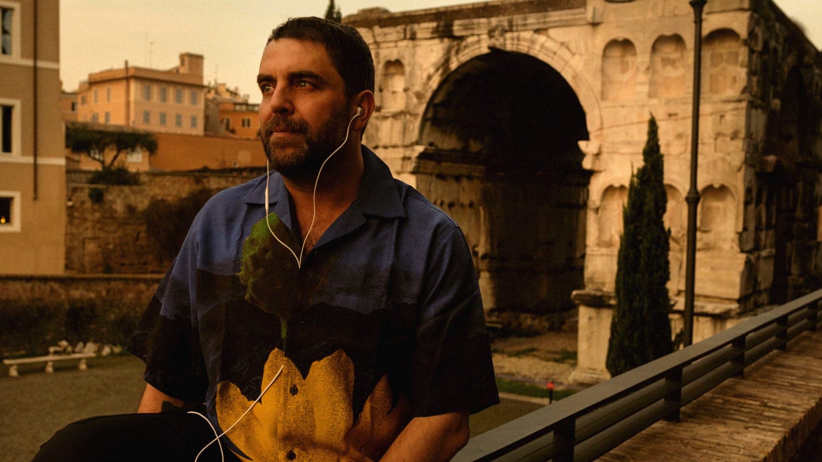 Life And Death compie 15 anni, e DJ Tennis ci ha rimesso sopra il suo nome.