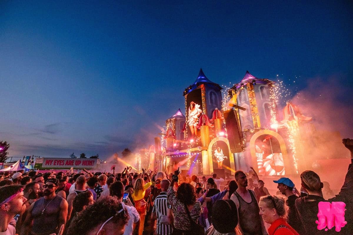 Oubliez le défilé : la WorldPride d'Amsterdam commence vraiment sur un dancefloor