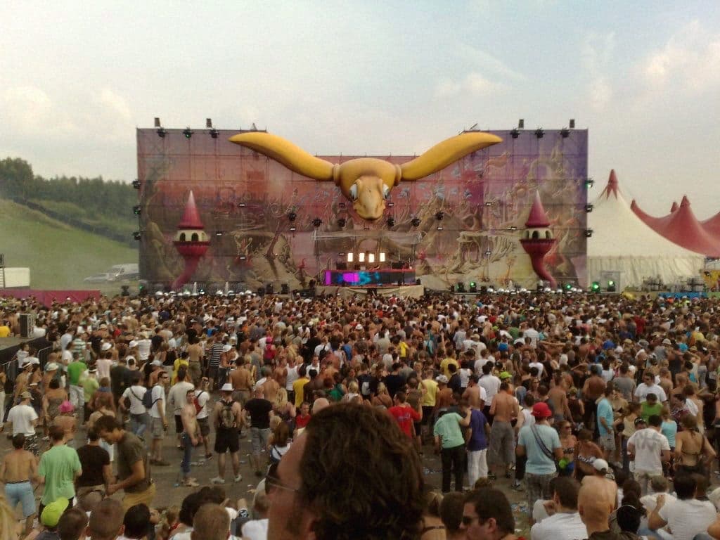 Beatport Isn't Just Selling You the Track Anymore. It's Now Broadcasting the Festival.