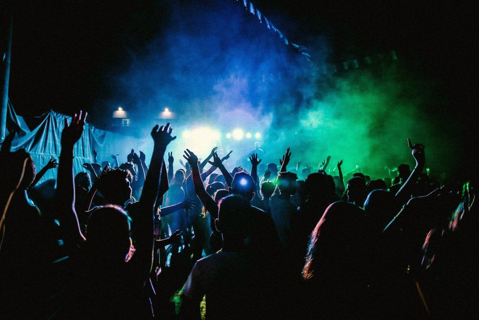 La Magie d'une Rave, Ce N'est Pas Que la Musique. C'est les Gens.
