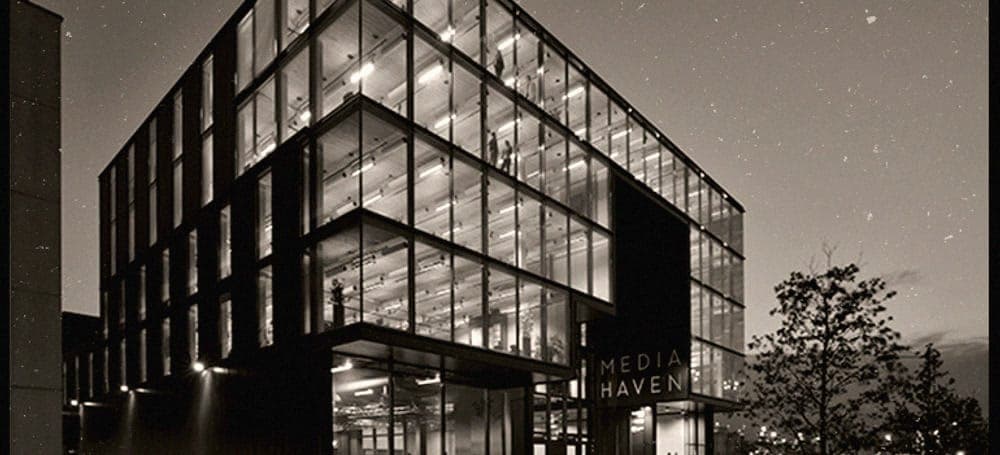 Techno dominiert das Amsterdam Dance Event diese Woche. Eine ausverkaufte Lagerhalle bleibt House-Gebiet.
