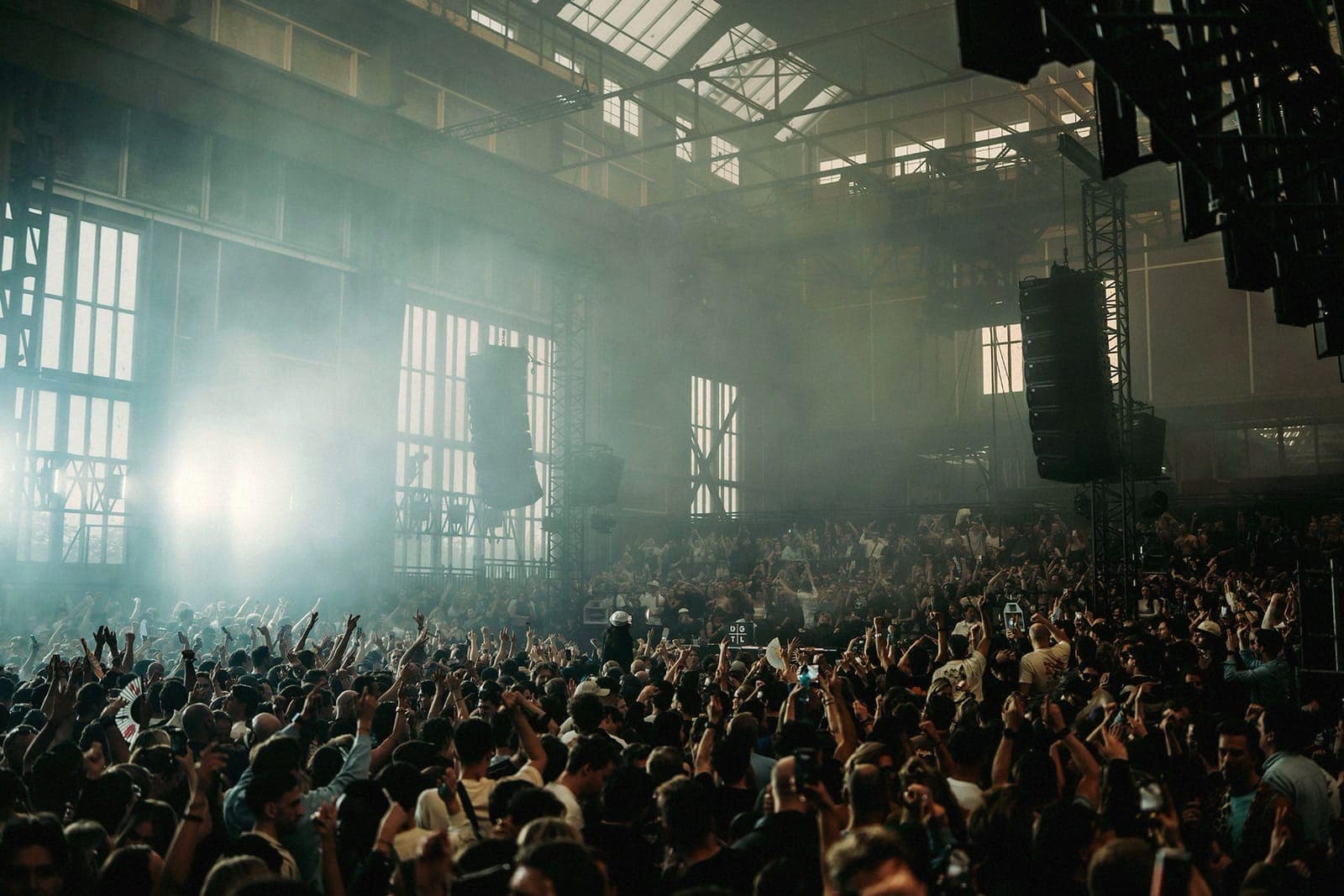 Ein Promoter, Acht Shows, Zwei Lagerhallen. So Groß Will DGTL Bei der ADE Sein.
