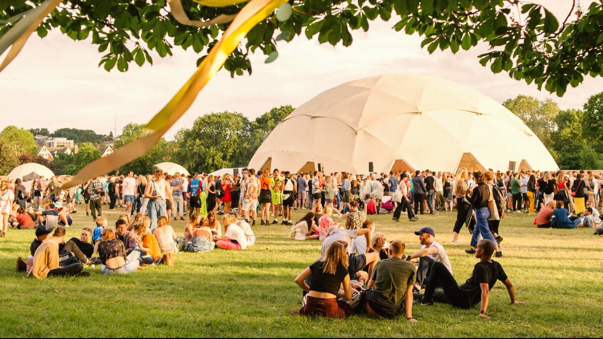 GALA 2027 verzichtet auf die Arena. Das unabhängige Festival setzt in einem Londoner Park auf die Gründerväter des House und die wildesten jungen Namen der Szene.