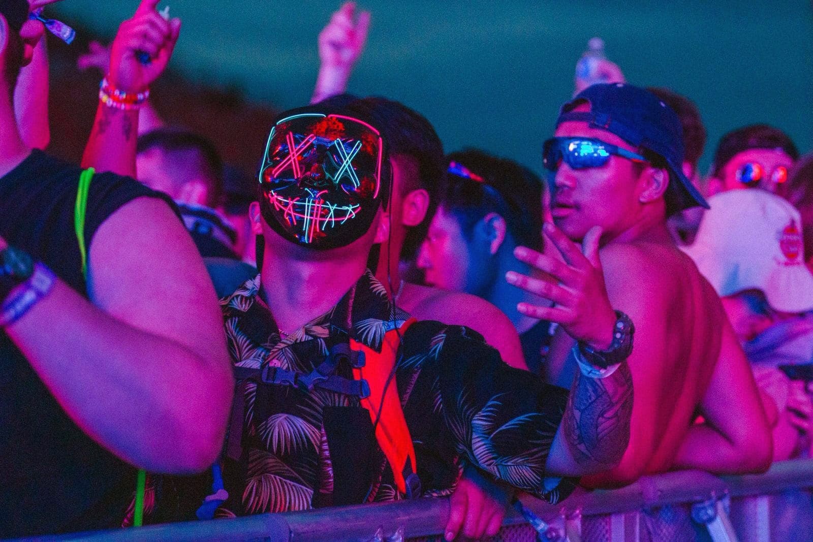 L'acid house non è mai invecchiata. I suoi raver sì.