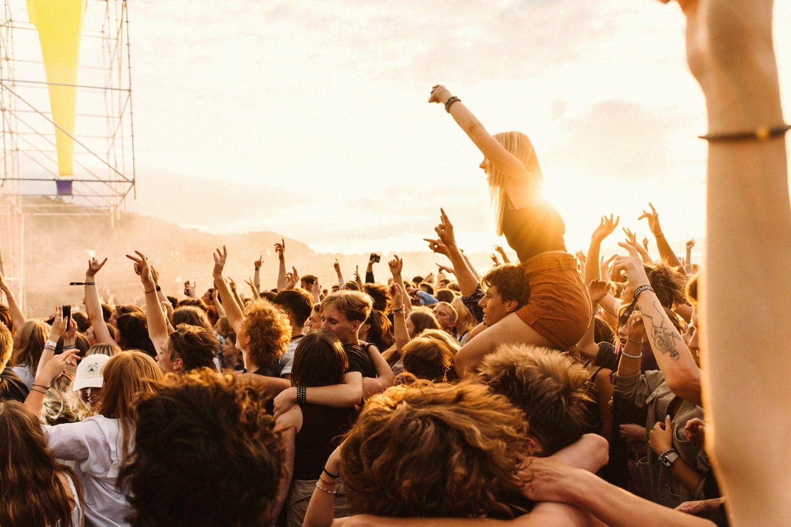 WARUM DIE TANZFLÄCHE DEN RAVE MACHT