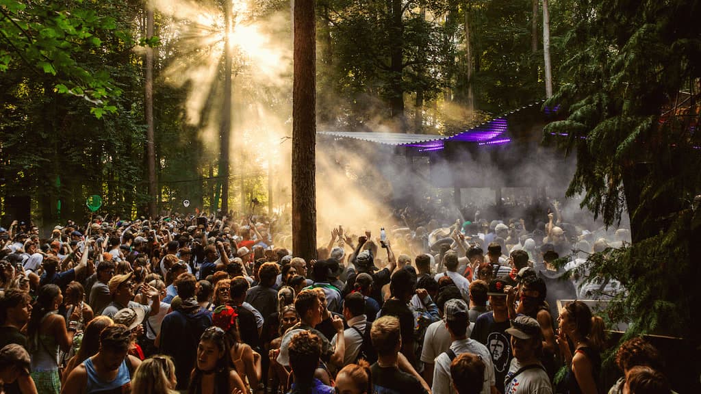 Houghton 2026 fait venir Underground Resistance pour leurs premiers pas en festival britannique, avec 200 artistes sold out