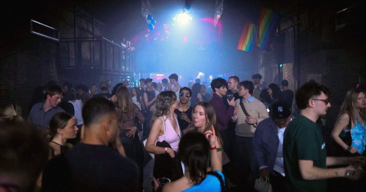 Il bancone paga le bollette, e la generazione Z sta chiedendo il conto sempre prima