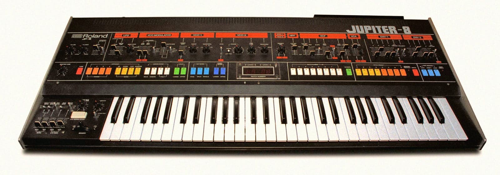 Eine kostenlose Jupiter-8-Emulation nach dem Vorbild eines abgenutzten Geräts ist jetzt in der Public Beta