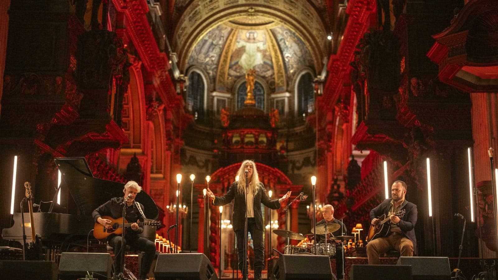 fabric Diventa il Partner Musicale Esclusivo di St Paul's Cathedral. La Famiglia di Lord Nelson Parla di Blasfemia.